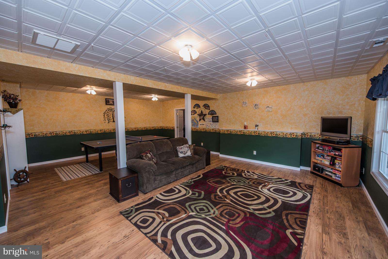 PINE RIDGE - Residential