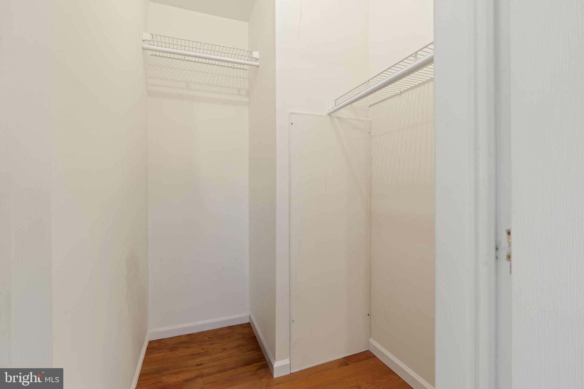 HIDDEN SPRINGS - Residential