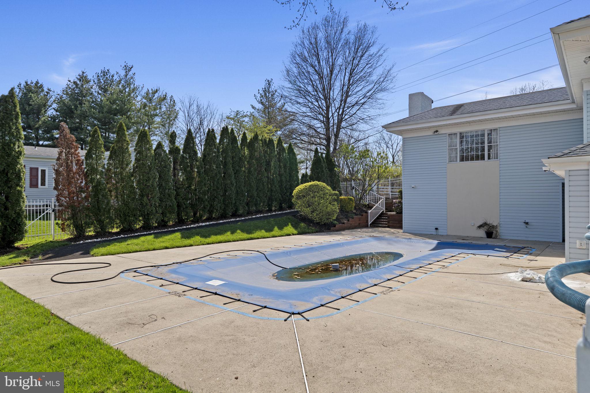 HIDDEN SPRINGS - Residential