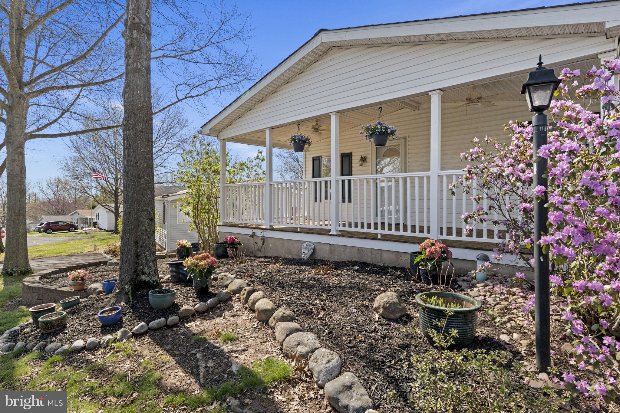 HIDDEN SPRINGS - Residential