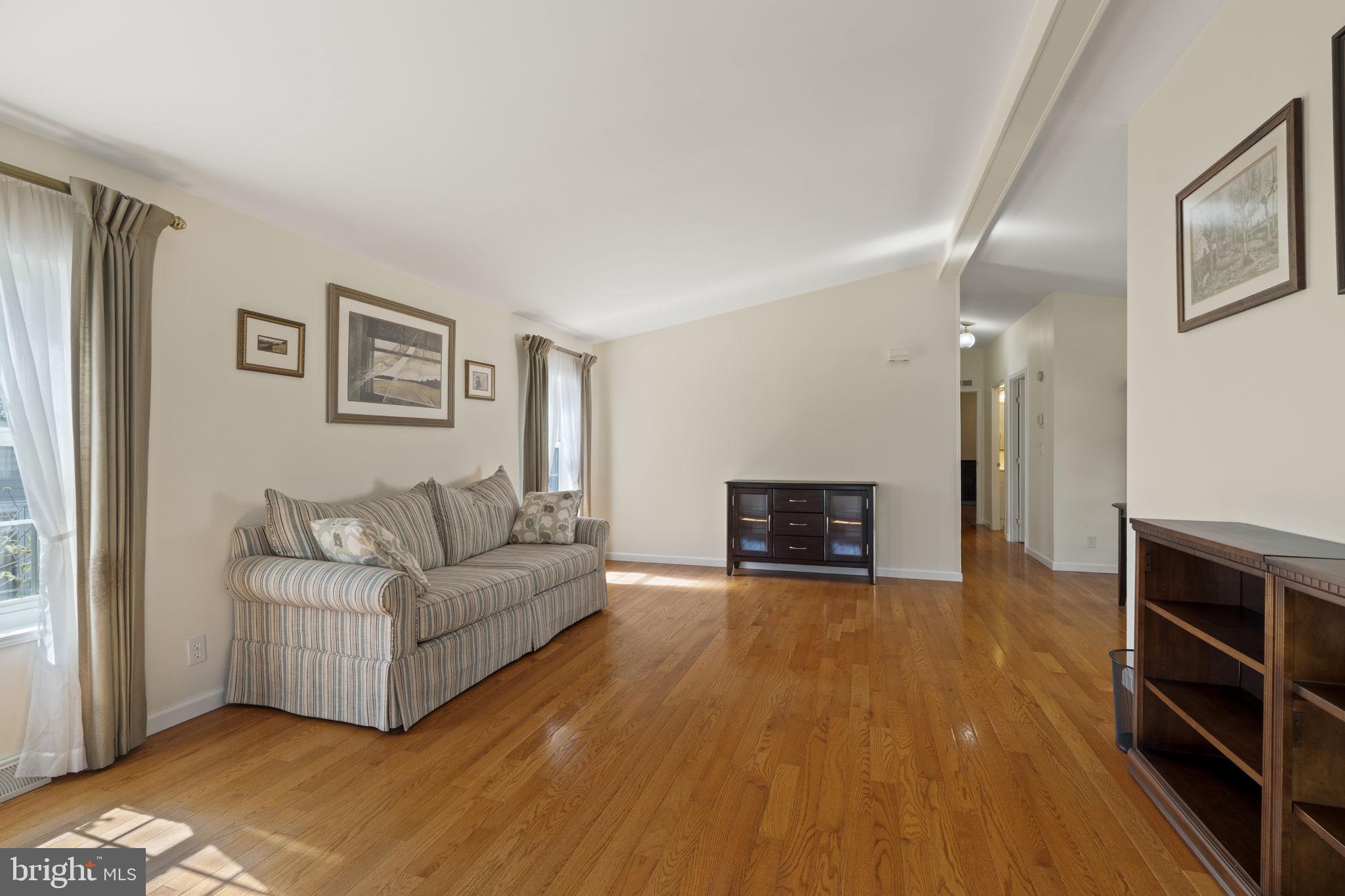 HIDDEN SPRINGS - Residential