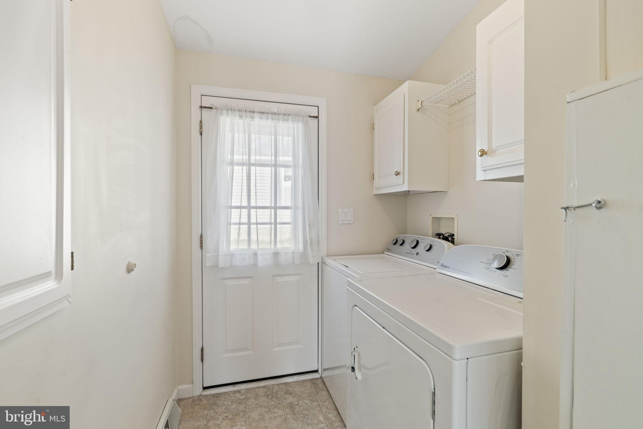 HIDDEN SPRINGS - Residential