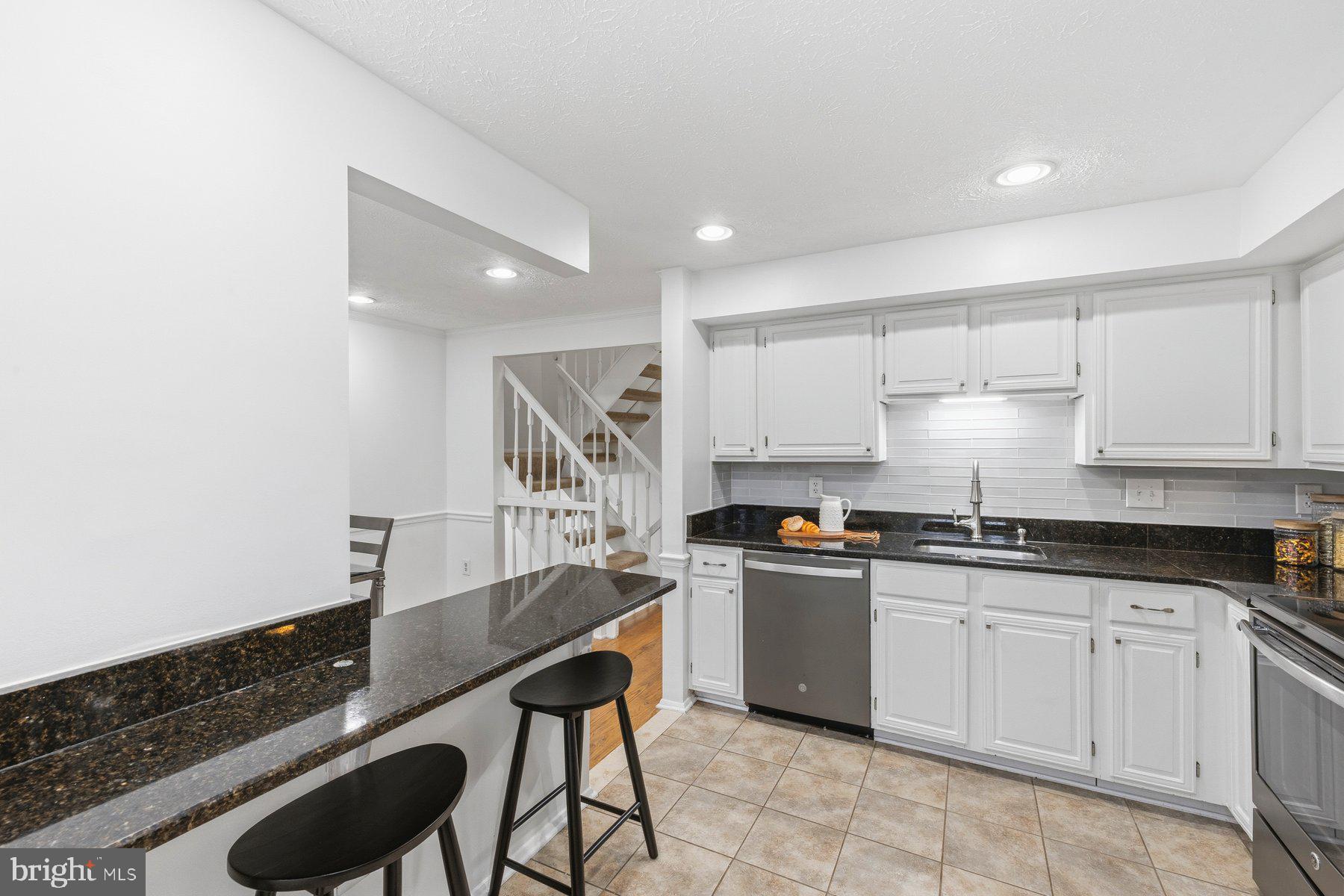 VAN DORN VILLAGE - Residential