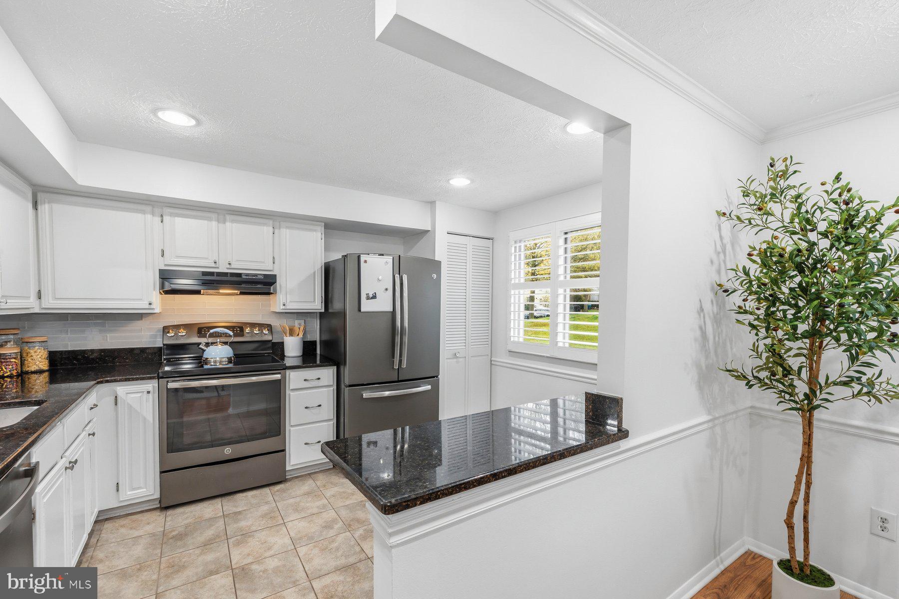 VAN DORN VILLAGE - Residential