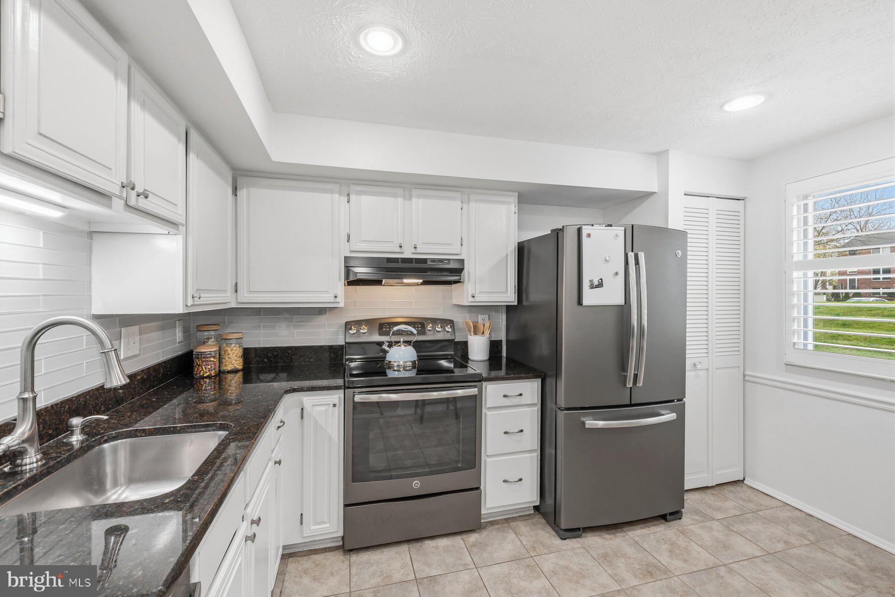 VAN DORN VILLAGE - Residential