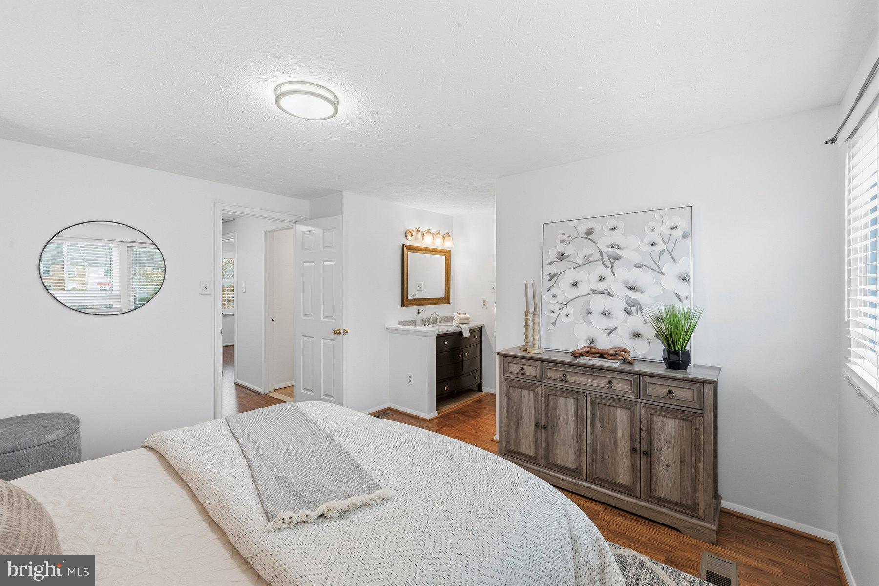 VAN DORN VILLAGE - Residential