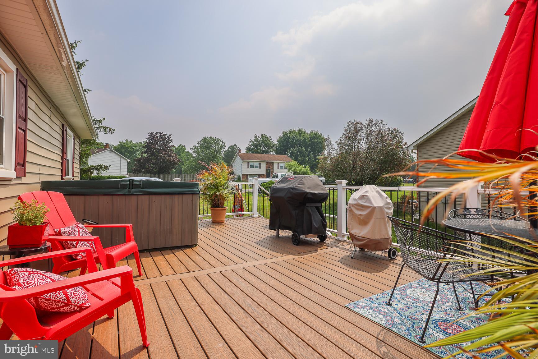 RIDGEFIELD - Residential