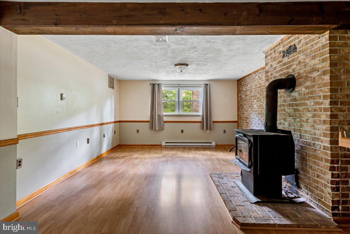 RIDGEFIELD - Residential