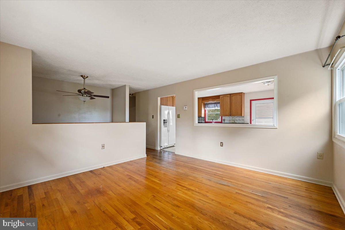 RIDGEFIELD - Residential