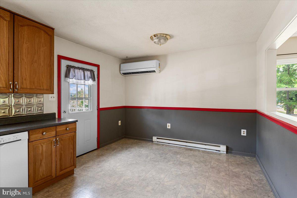 RIDGEFIELD - Residential