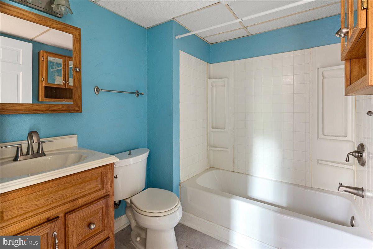 RIDGEFIELD - Residential