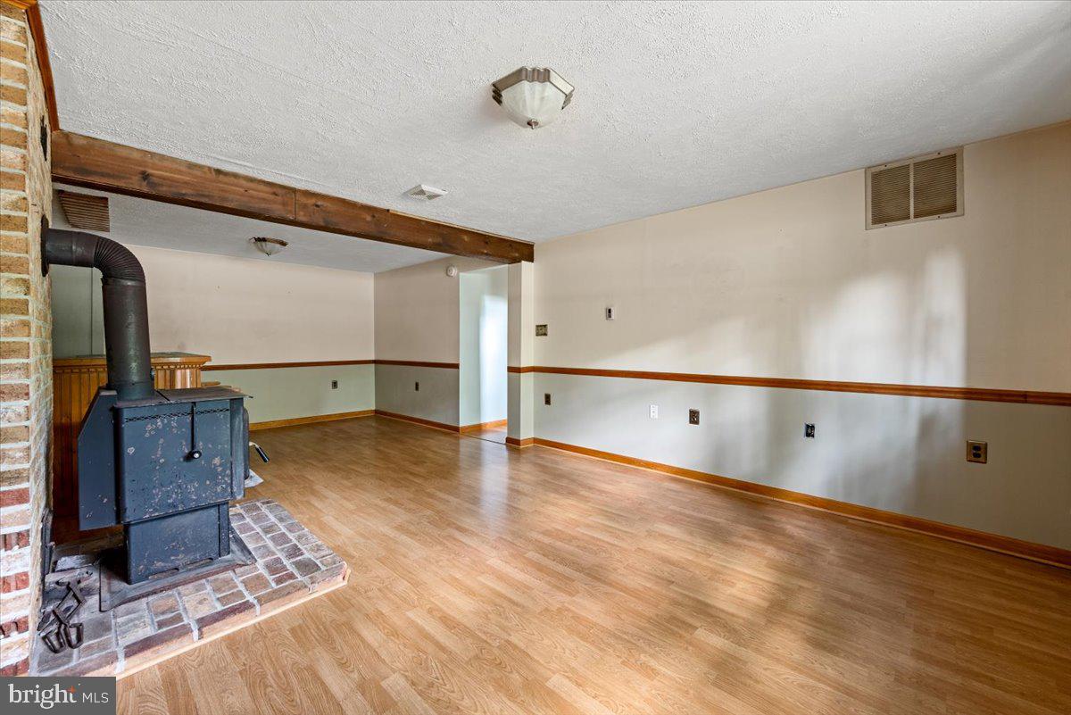 RIDGEFIELD - Residential