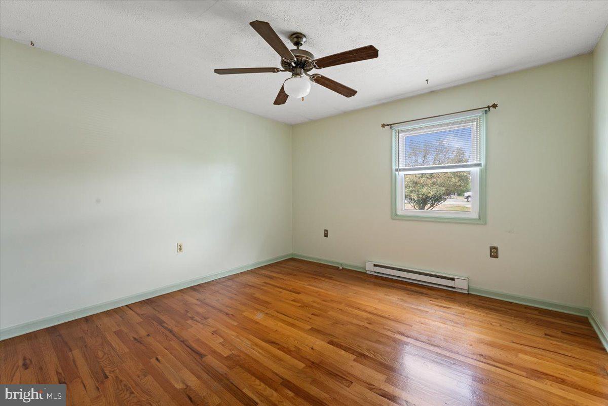 RIDGEFIELD - Residential