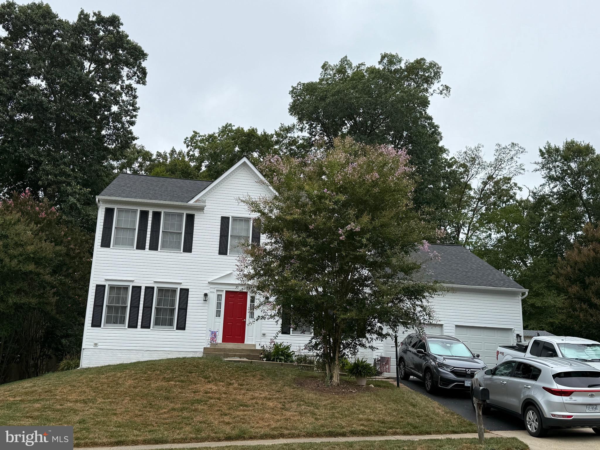30 CHRISTOPHER WAY