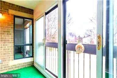 JEFFERSON MEWS - Residential Lease