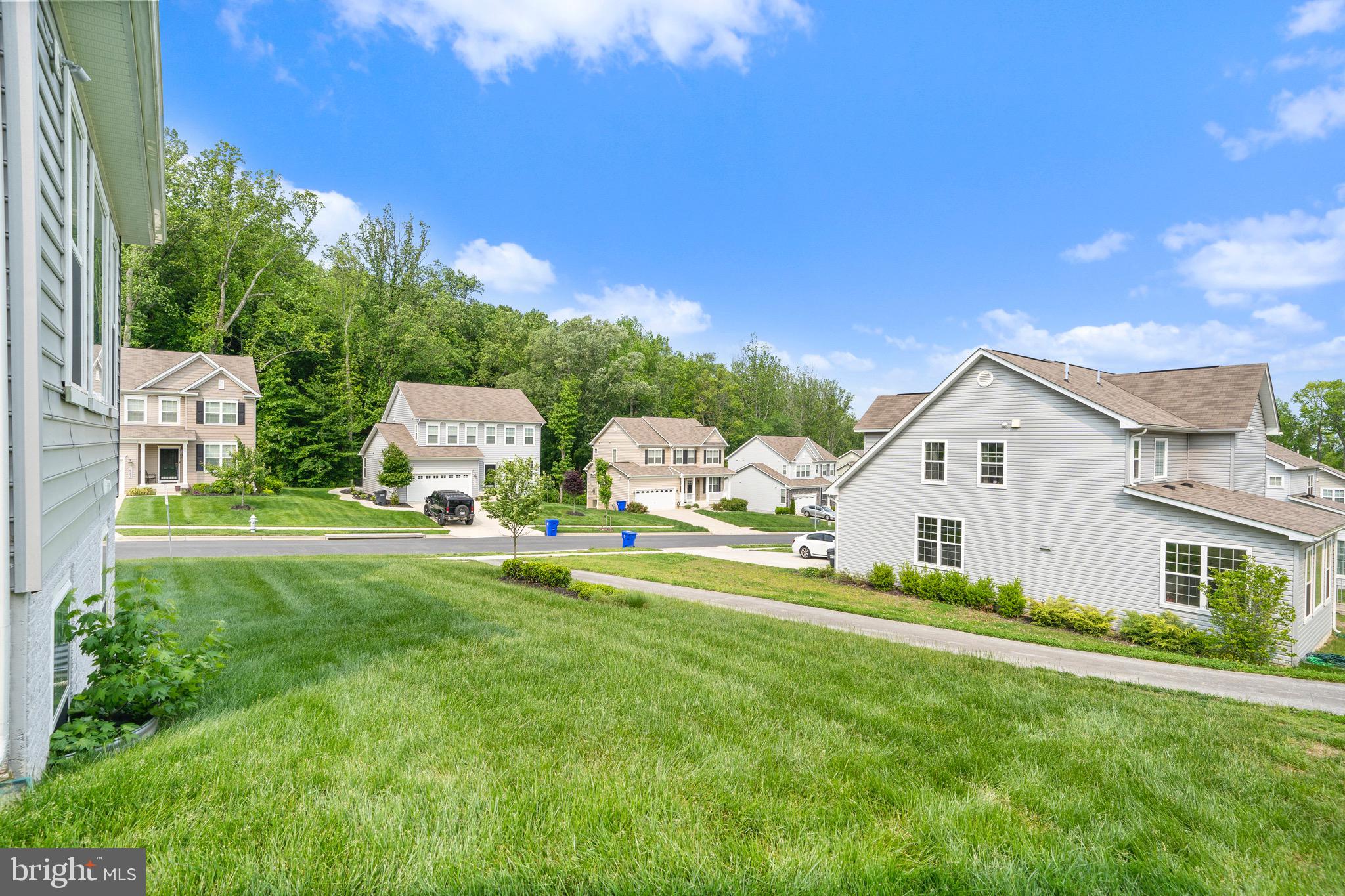 WINDSOR MANOR - Residential