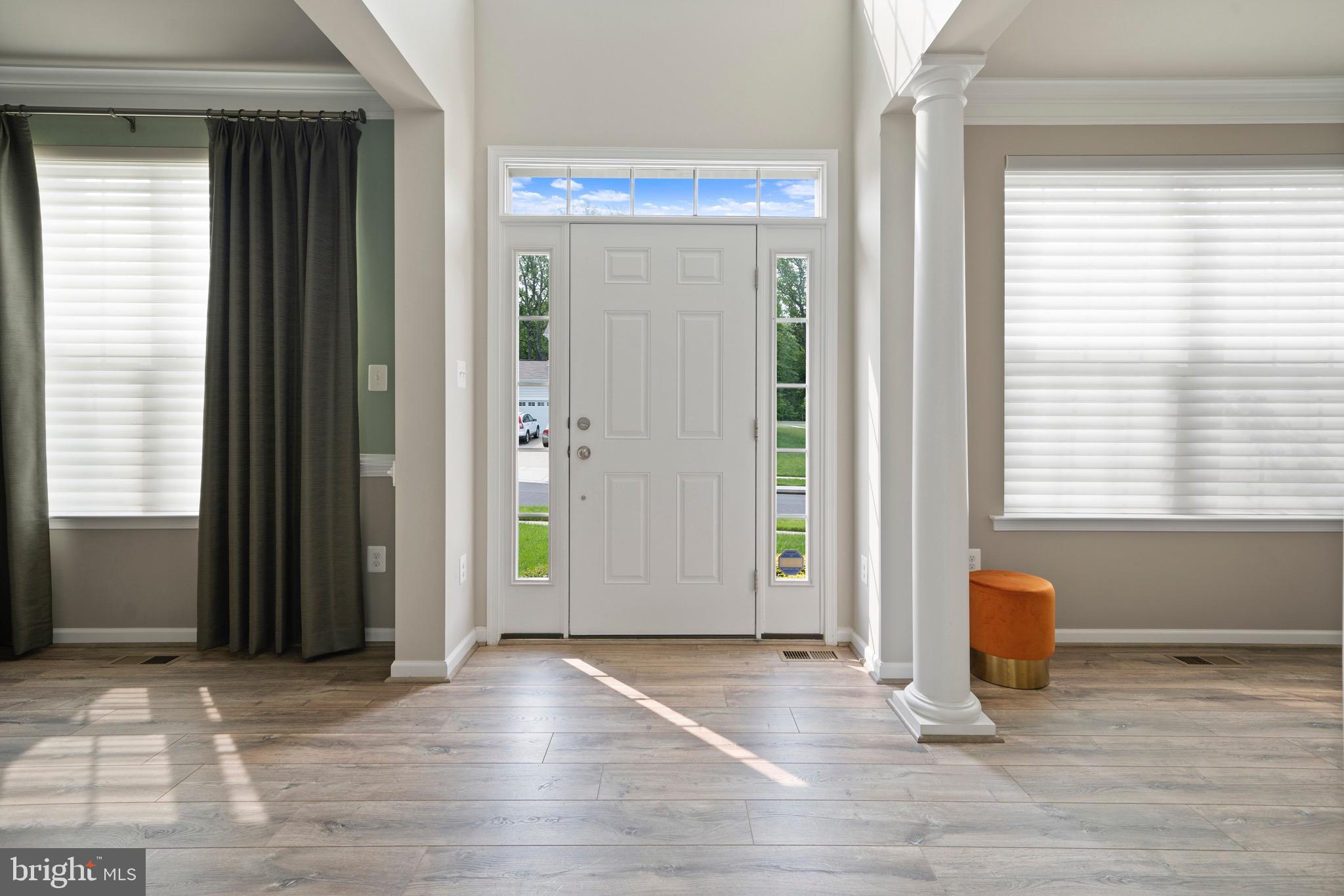 WINDSOR MANOR - Residential