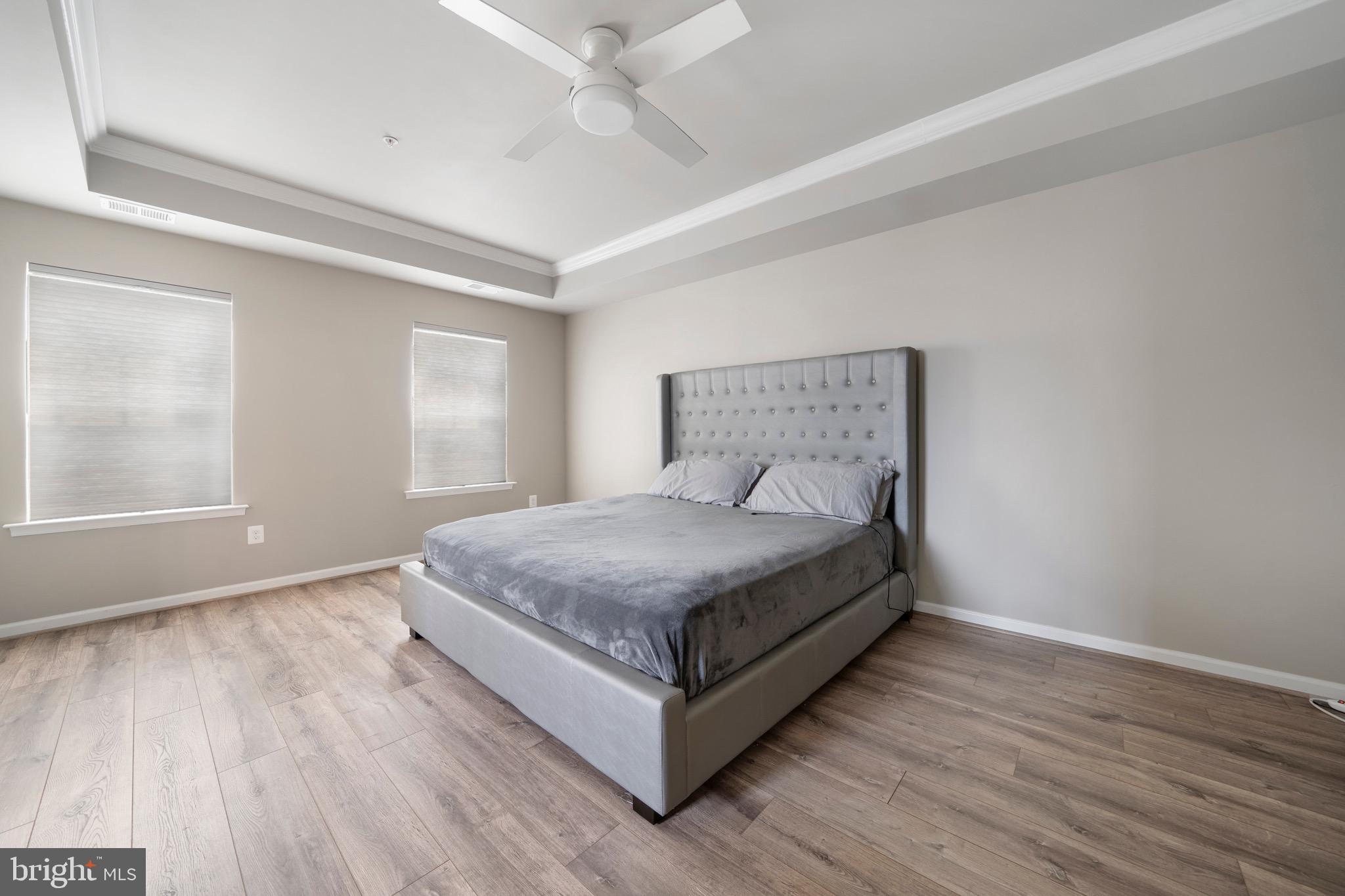 WINDSOR MANOR - Residential