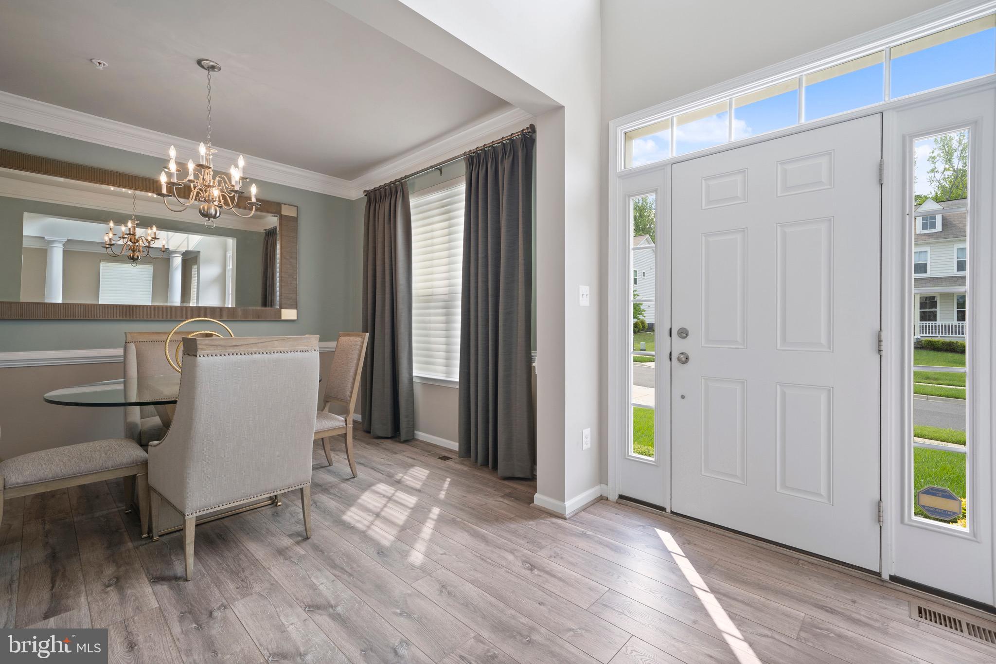 WINDSOR MANOR - Residential