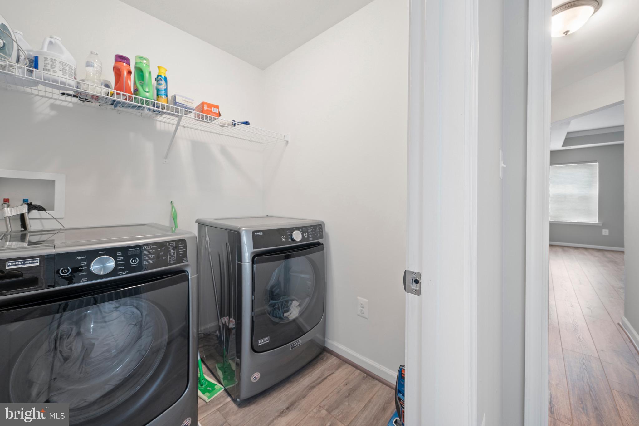 WINDSOR MANOR - Residential