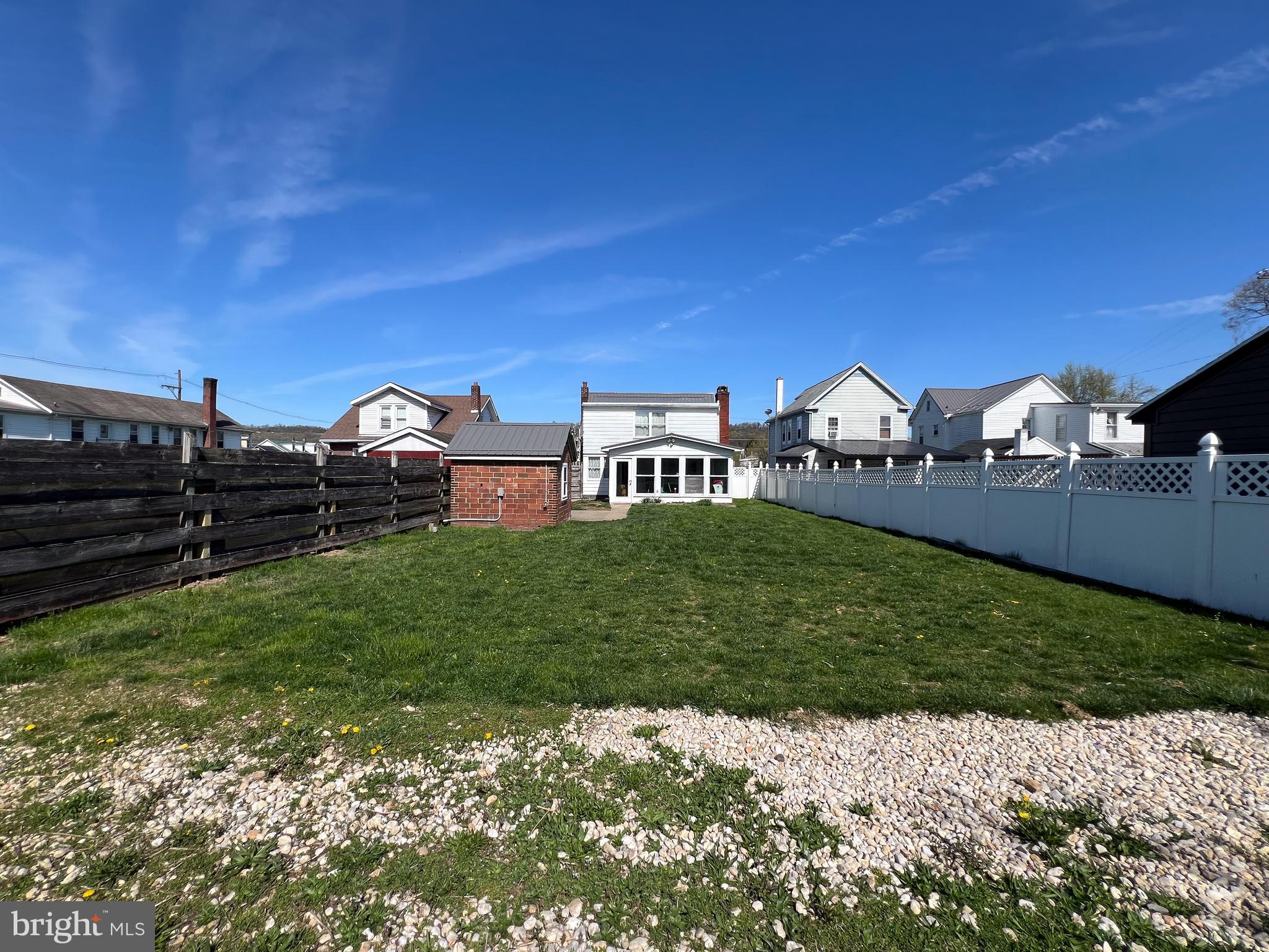 LEWISTOWN BORO - Residential