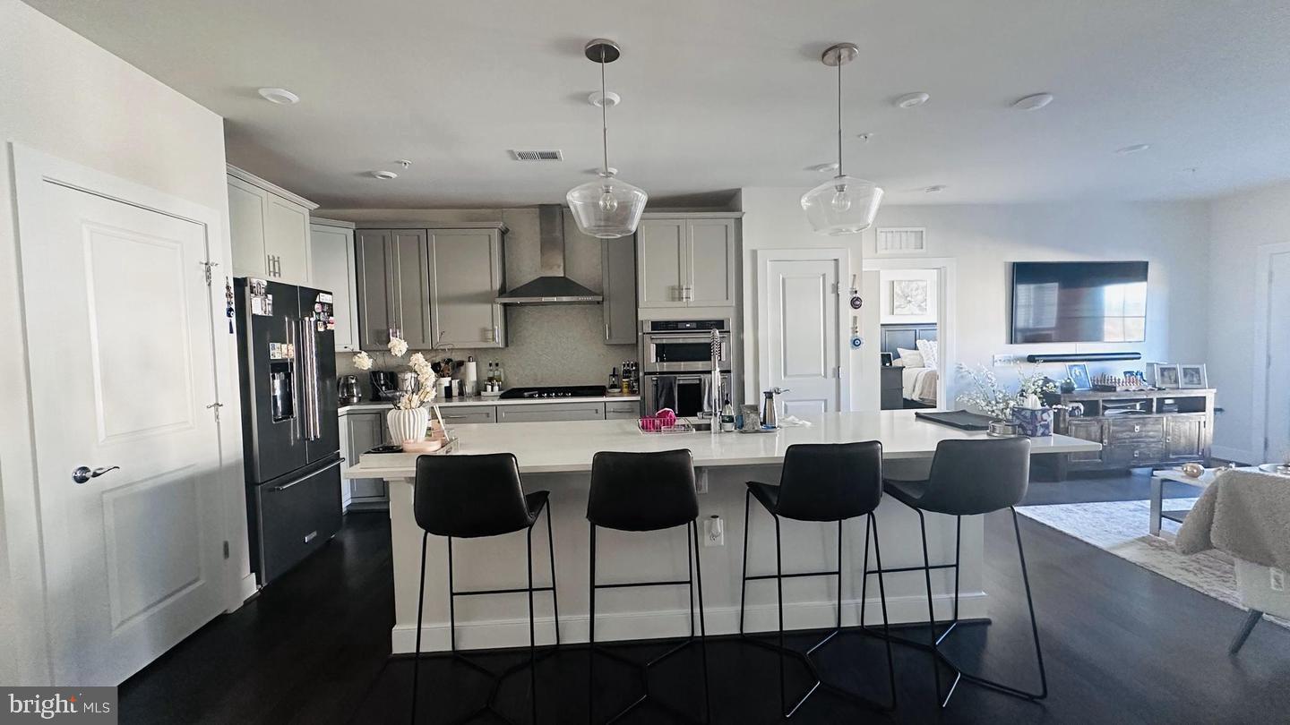 METROPARK AT ARROWBROOK - Residential