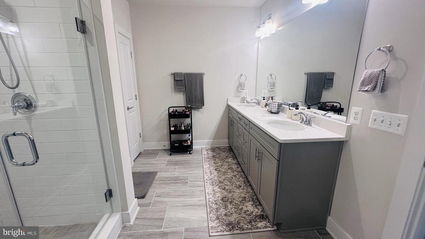 METROPARK AT ARROWBROOK - Residential