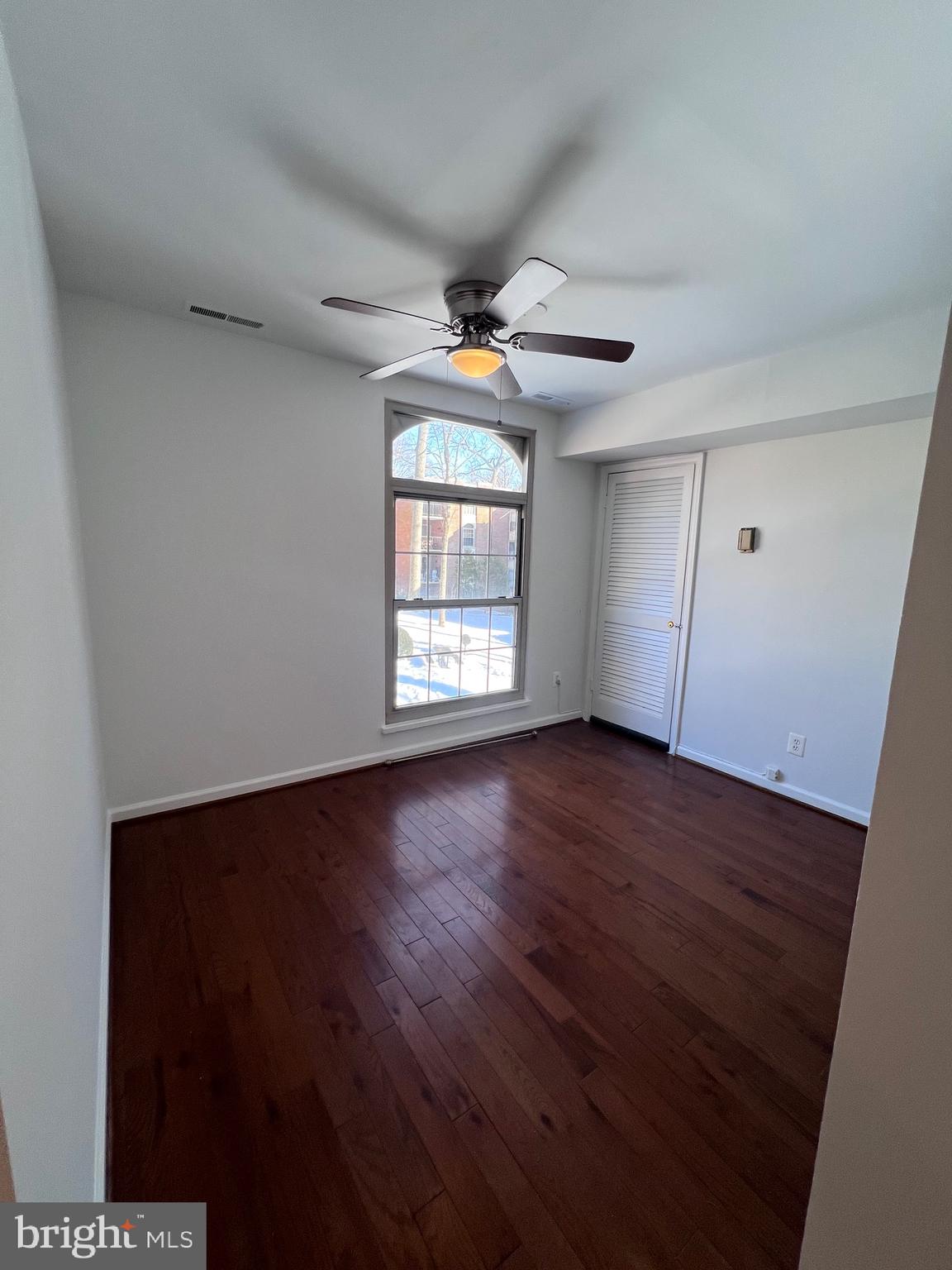 WOODBURN VILLAGE - Residential