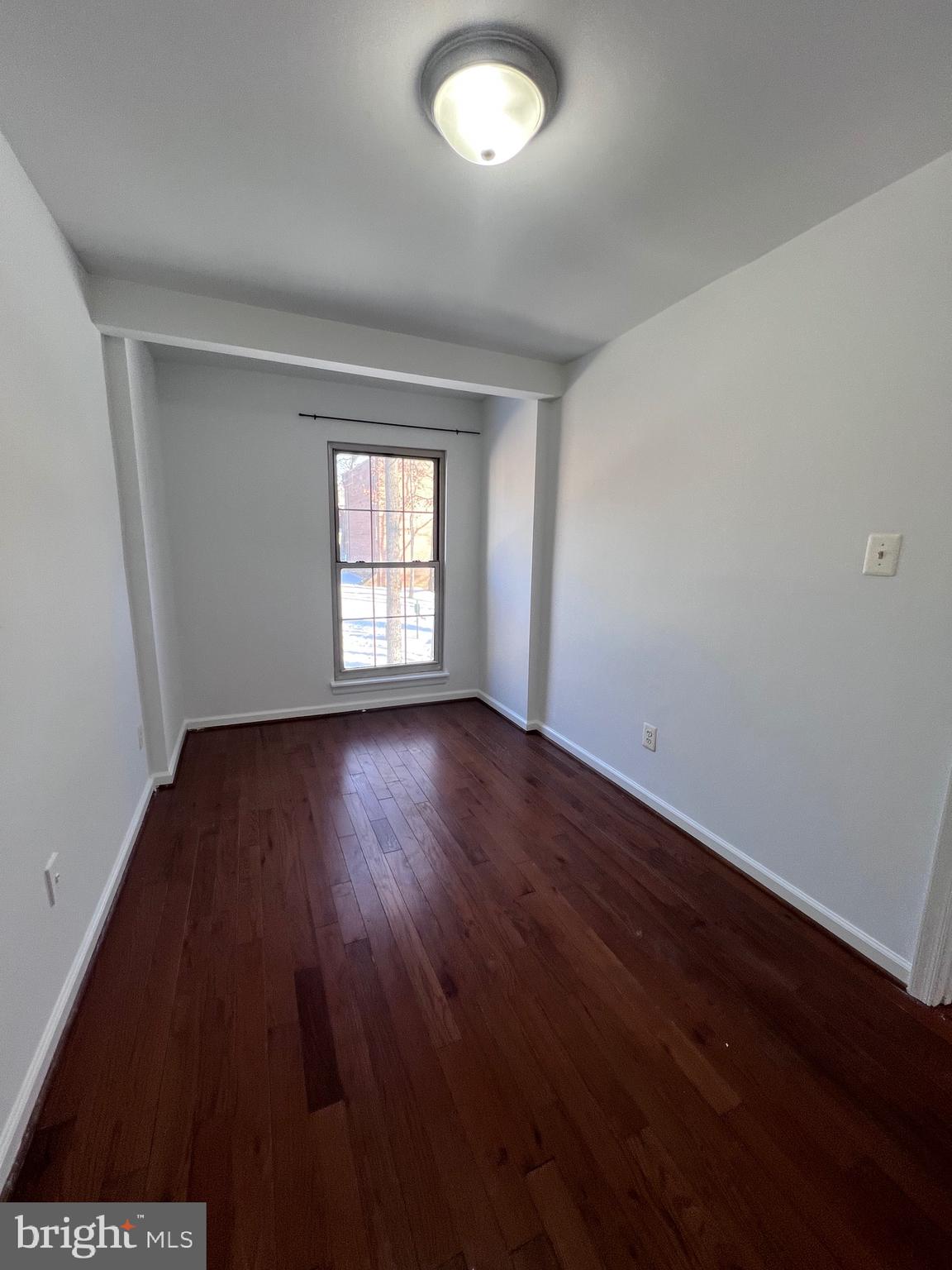 WOODBURN VILLAGE - Residential