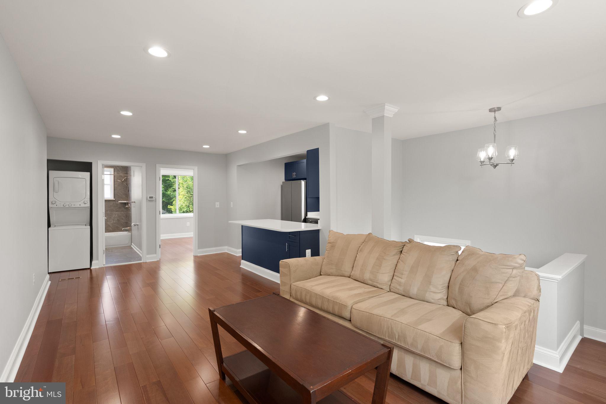 219 WEBSTER STREET NE