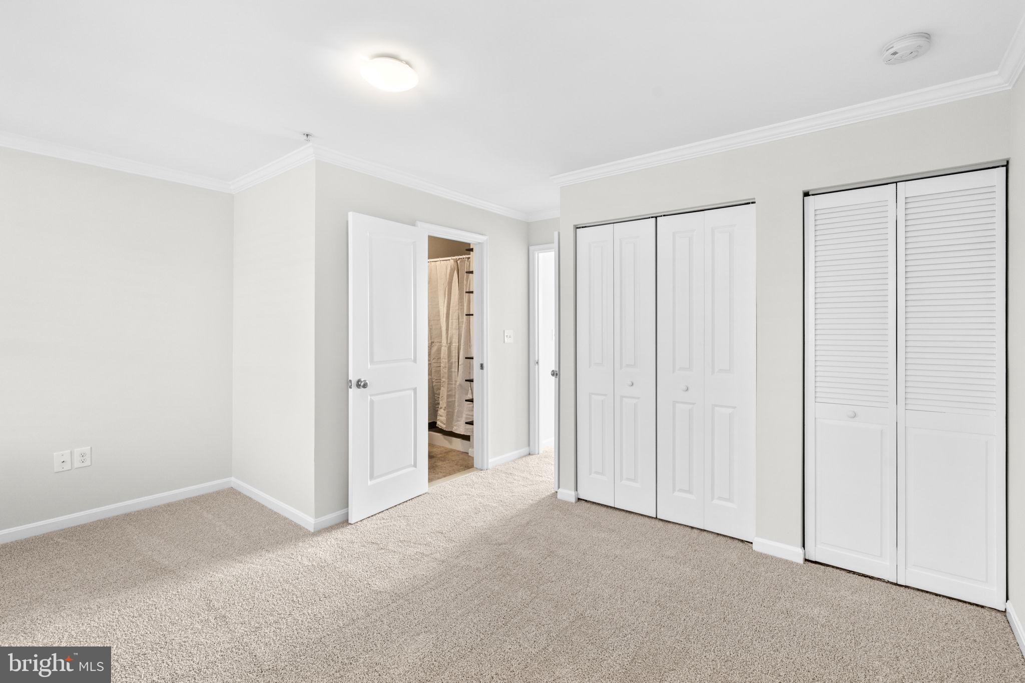 ATHENA SQUARE - Residential