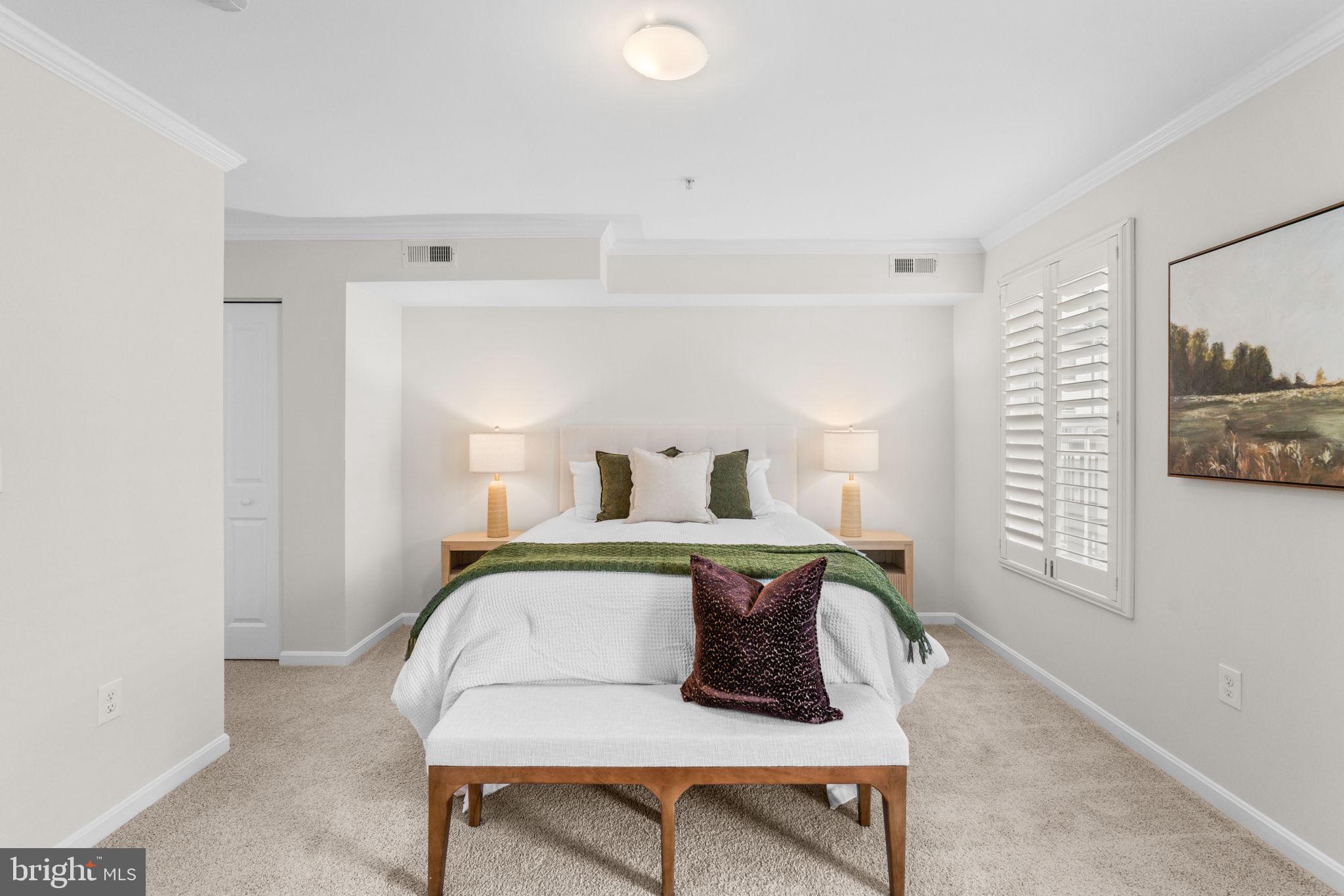 ATHENA SQUARE - Residential