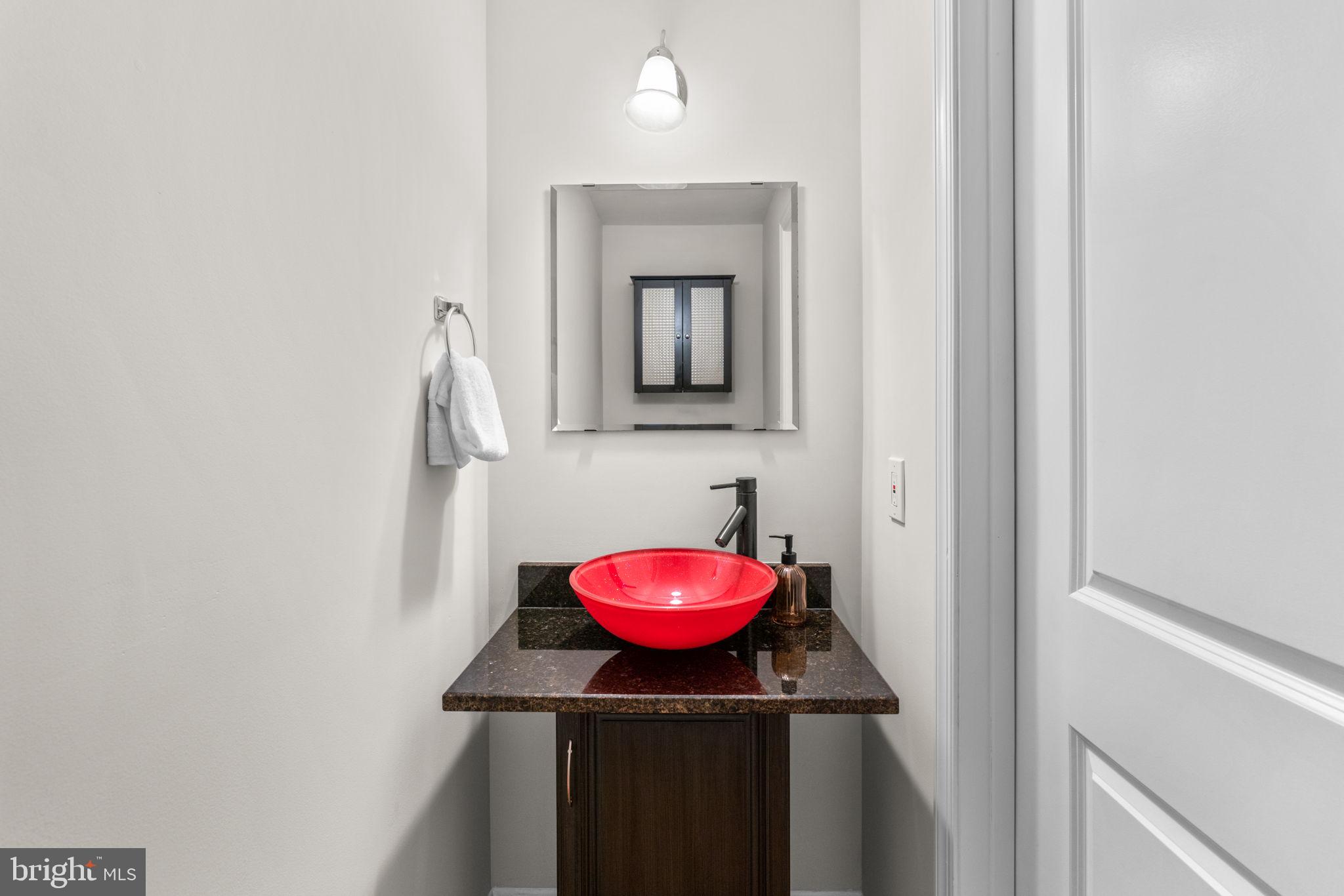 ATHENA SQUARE - Residential