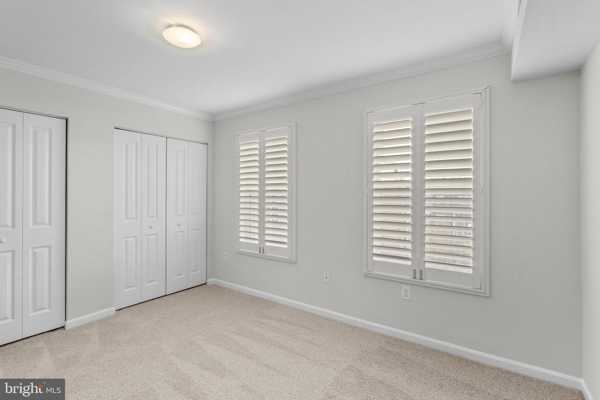 ATHENA SQUARE - Residential