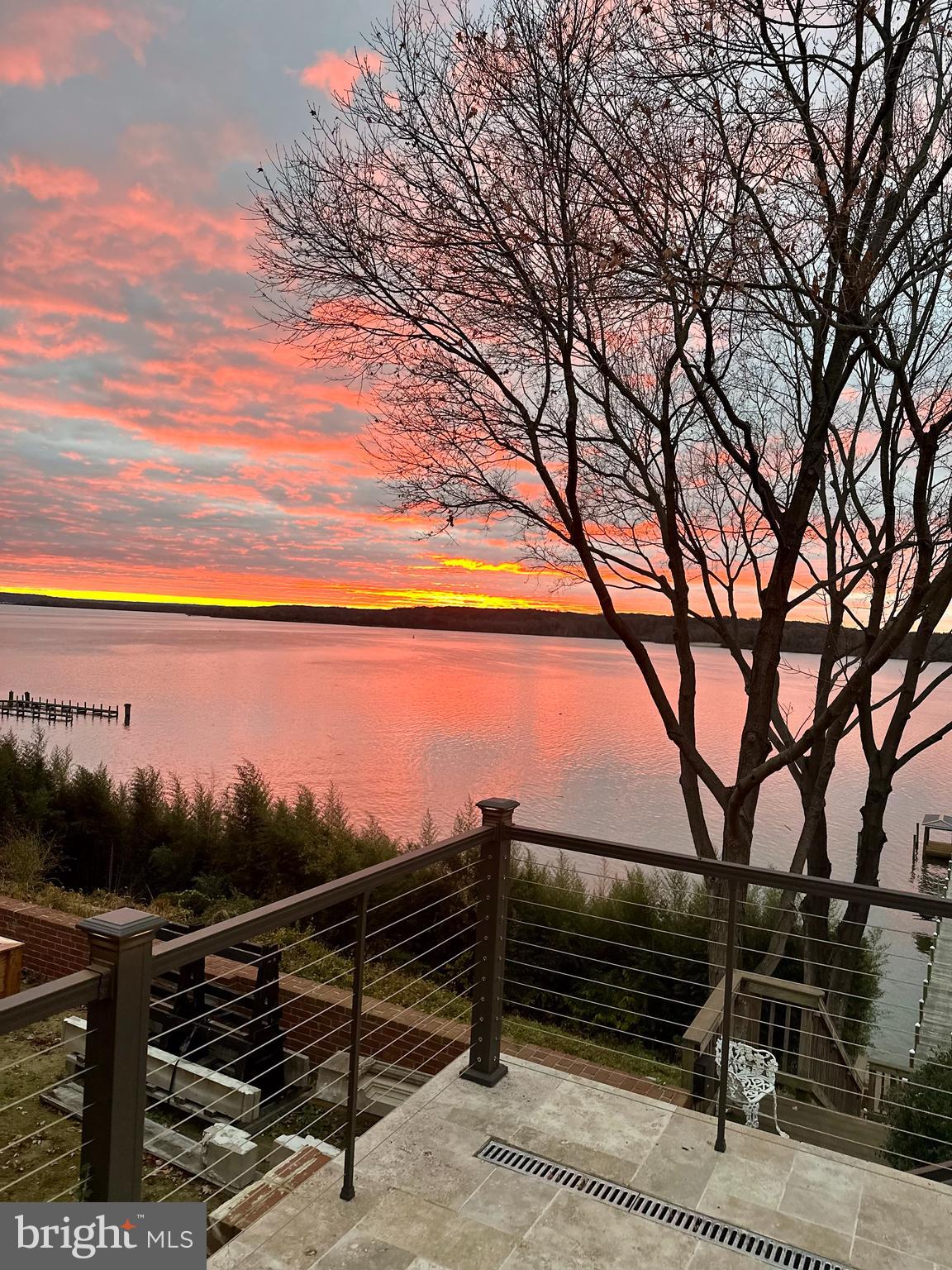 BELLE RIVE - Residential