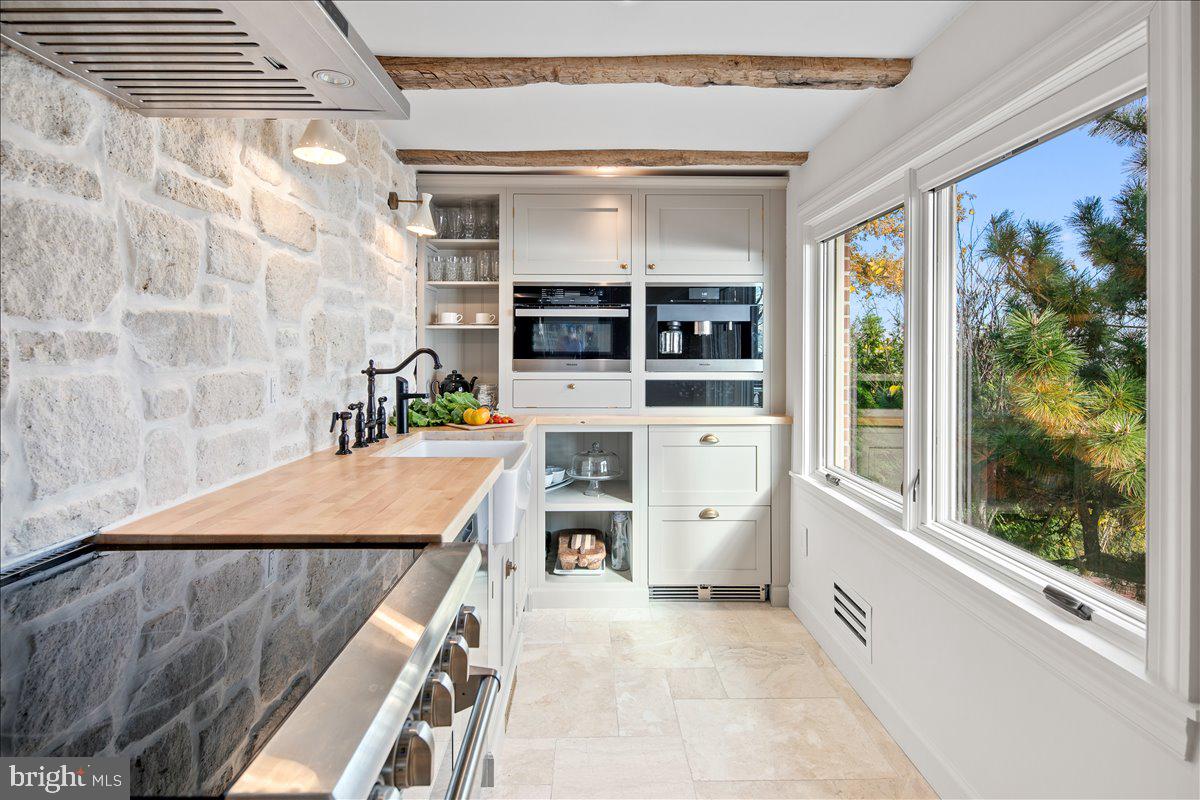 BELLE RIVE - Residential