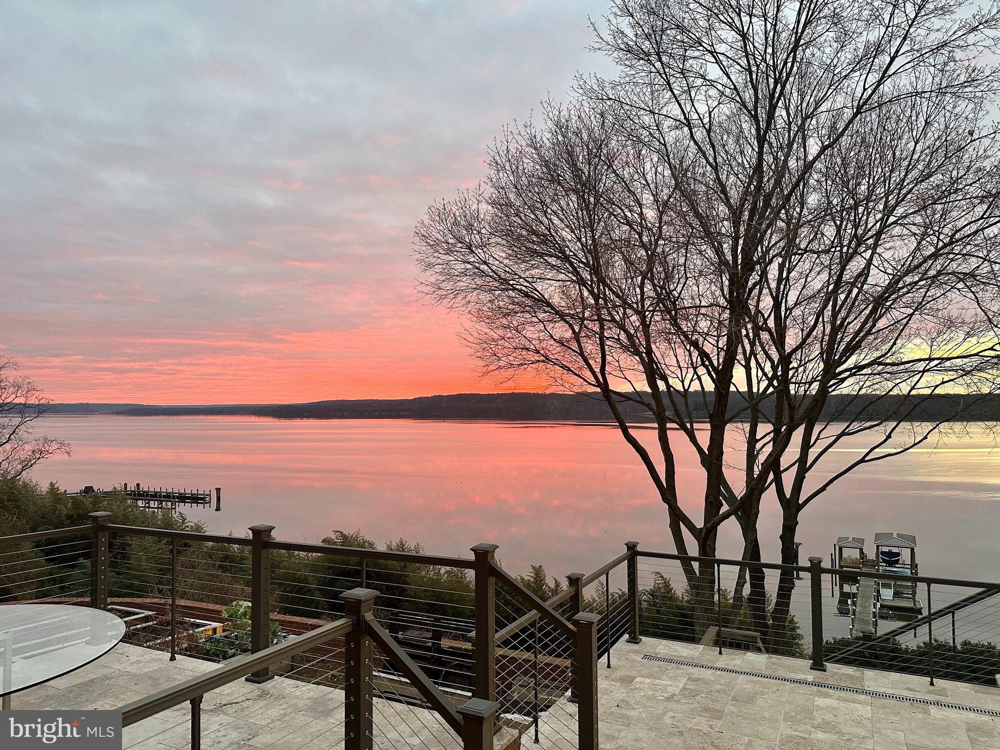 BELLE RIVE - Residential