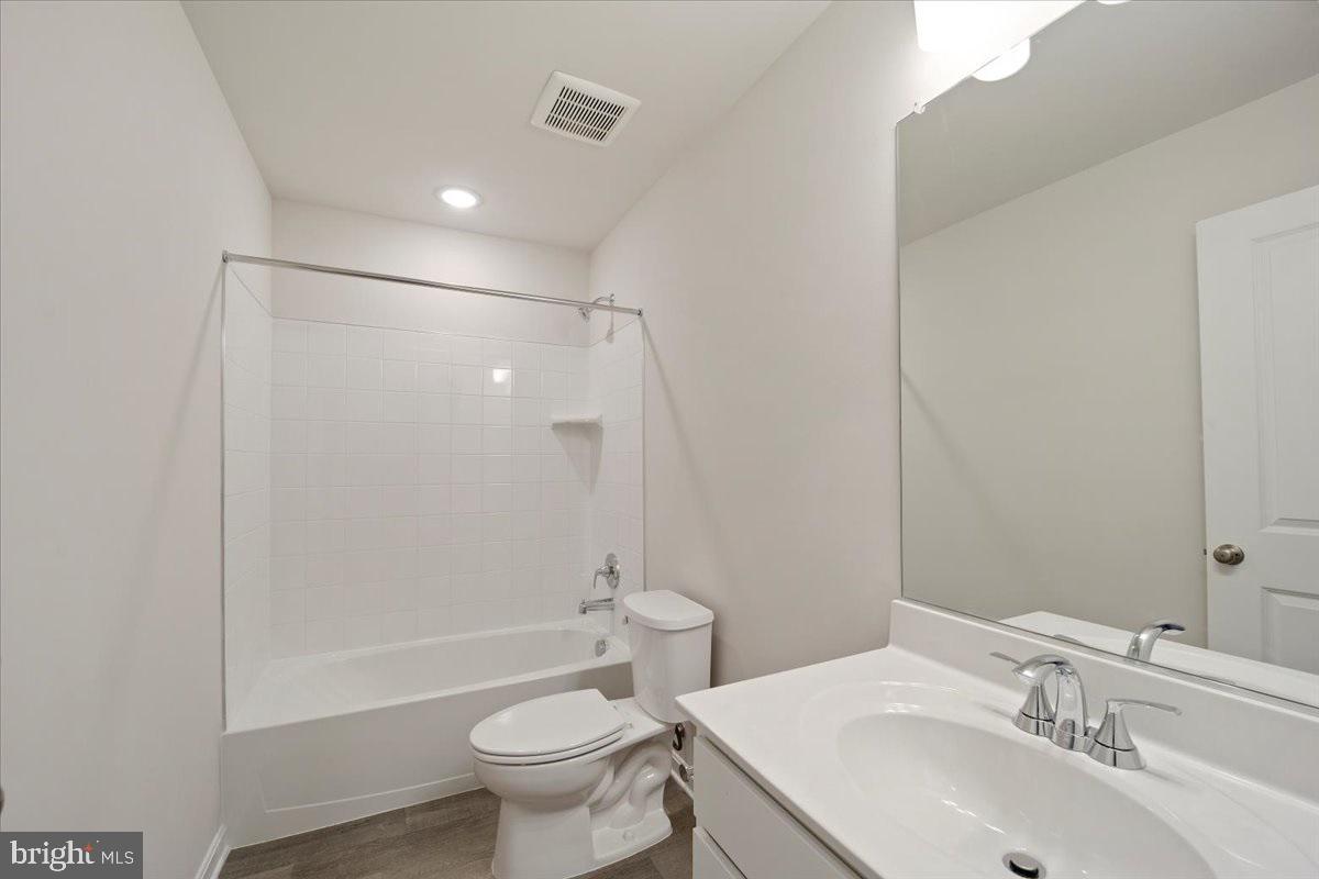 DILLON FARM - Residential