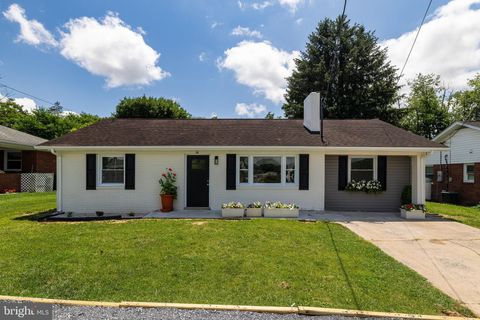 26 O'FLINN STREET LURAY VA 22835