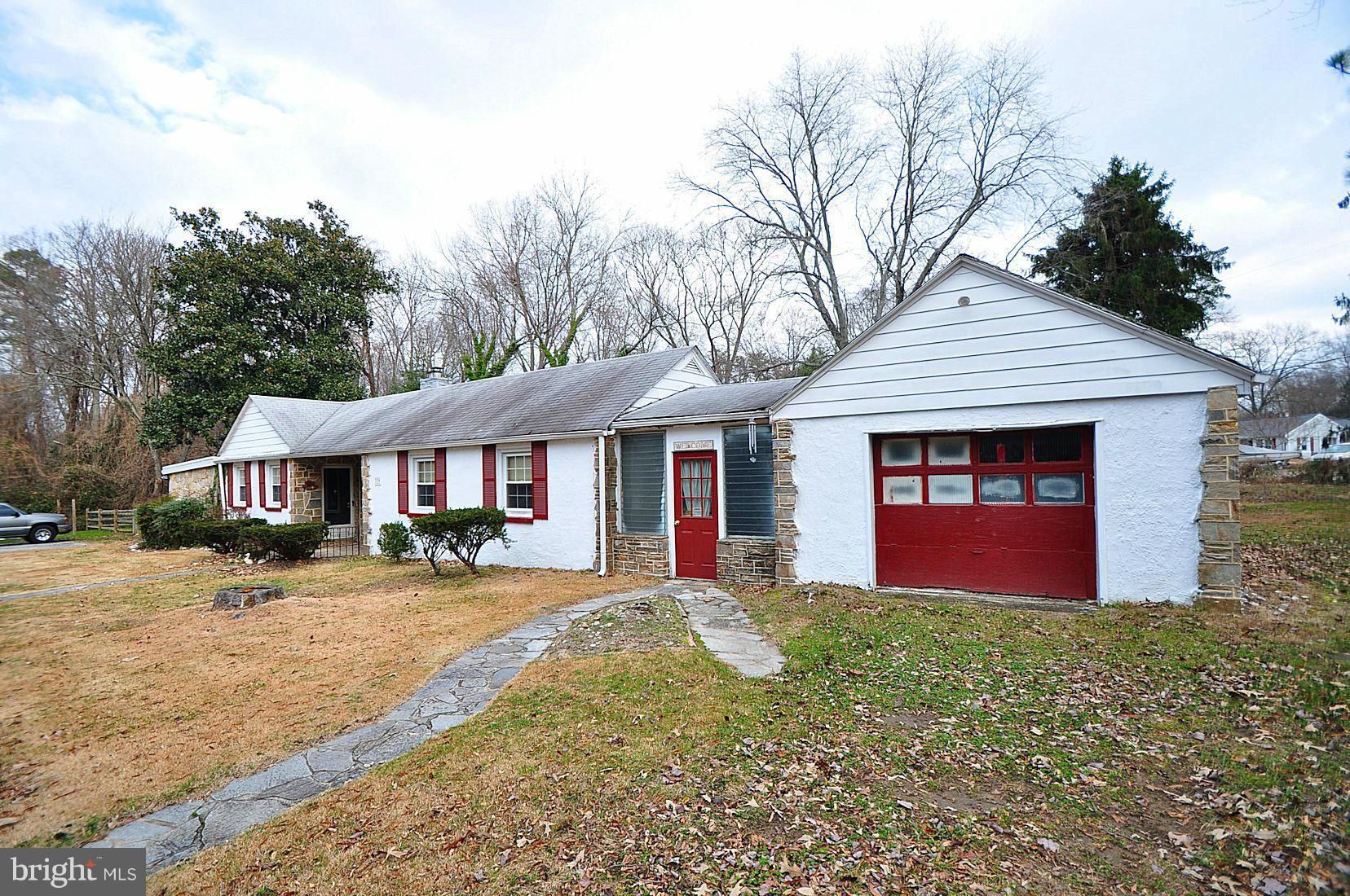 LAUREL ACRES - Residential