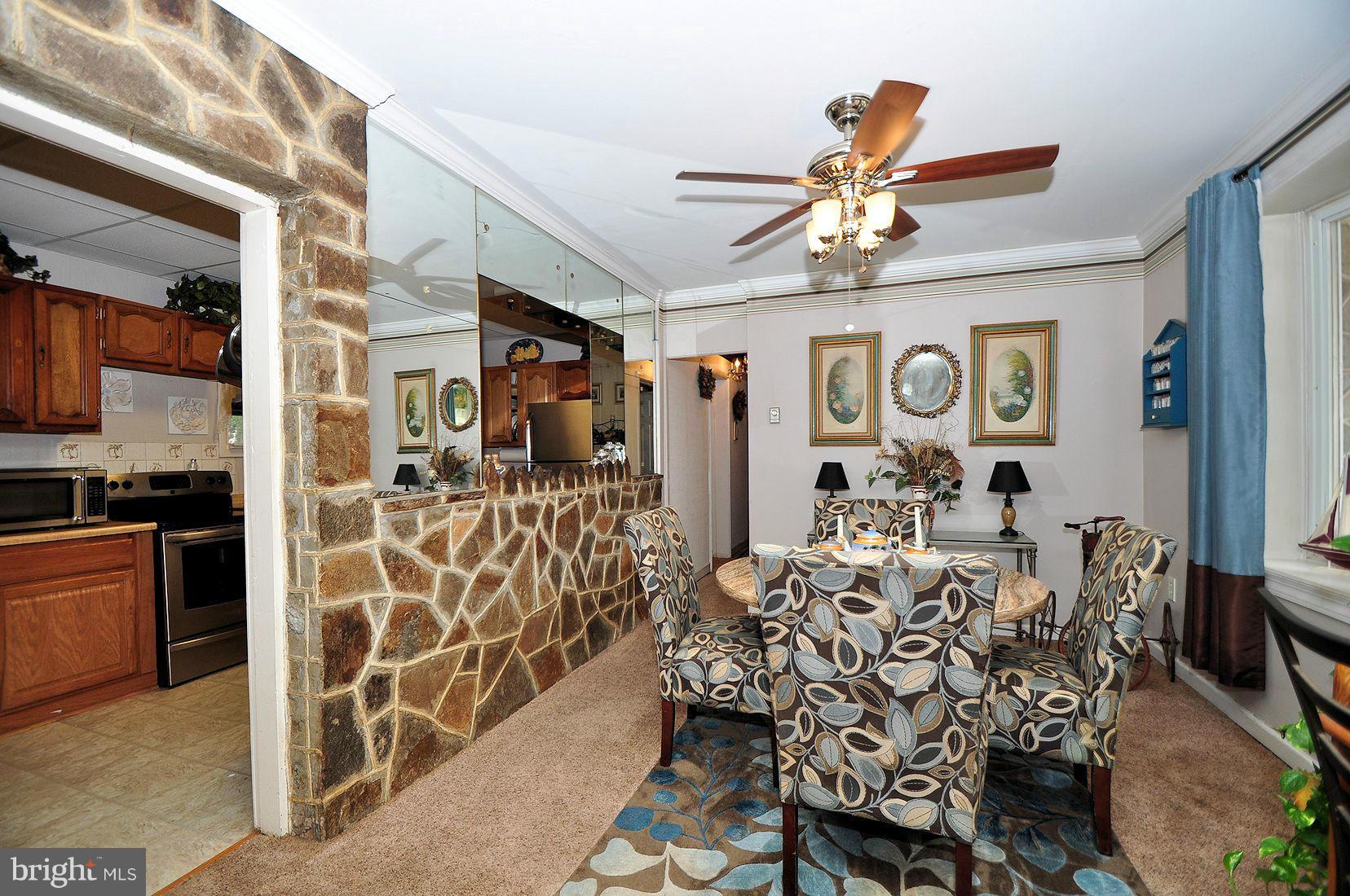 LAUREL ACRES - Residential