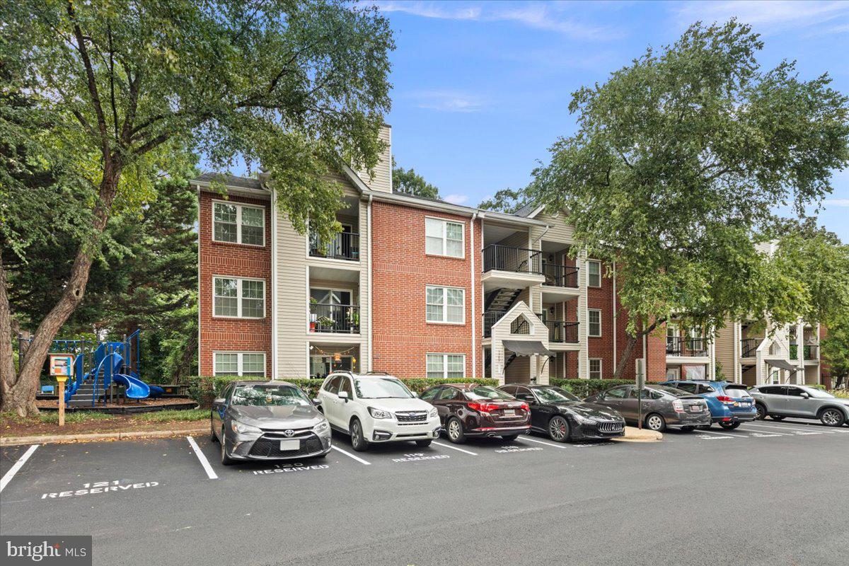 3303 WYNDHAM CIRCLE 146