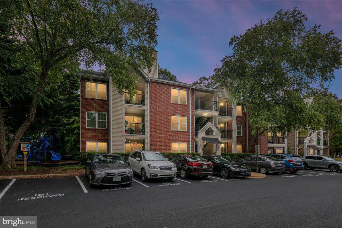 3303 WYNDHAM CIRCLE 146