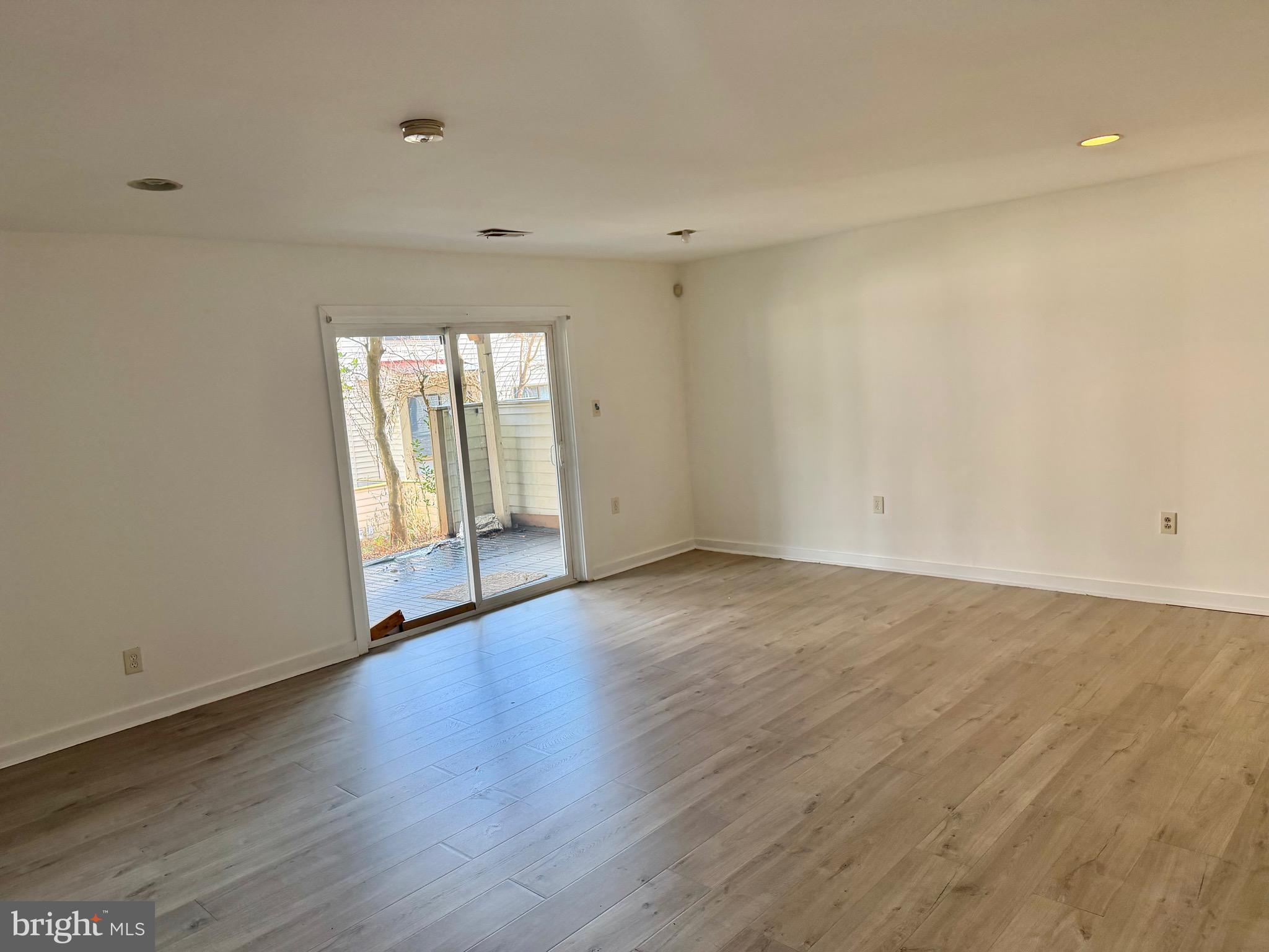 MILLRACE - Residential Lease