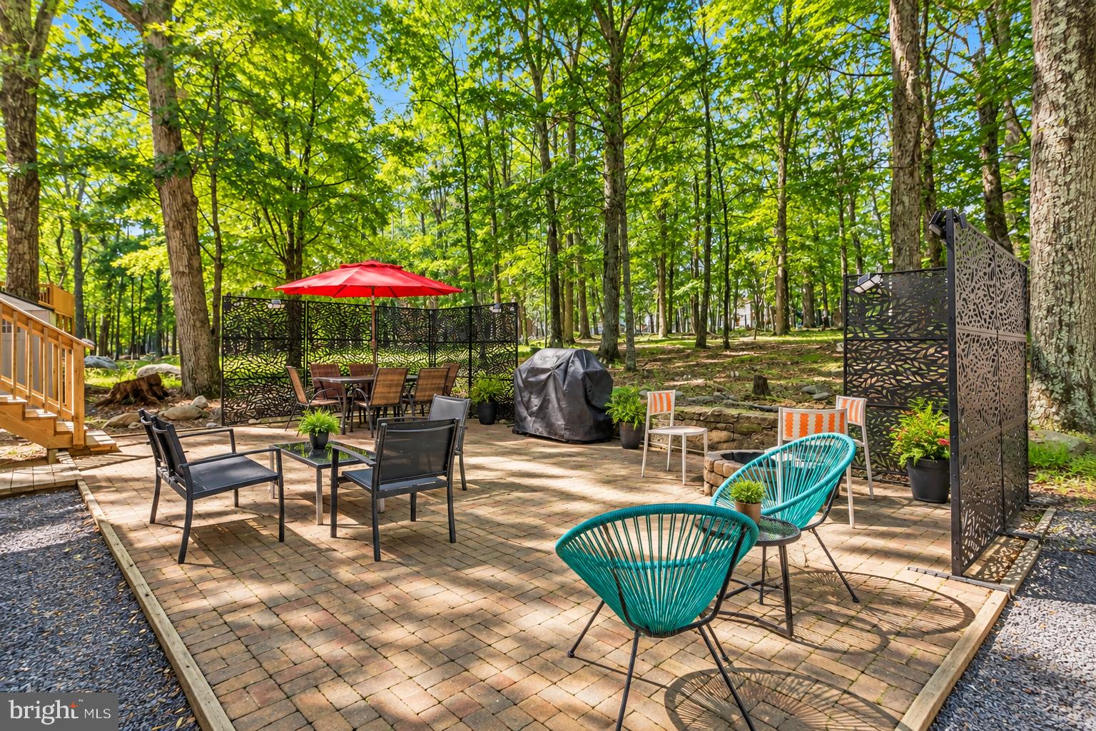 245 SOMERSET DRIVE
