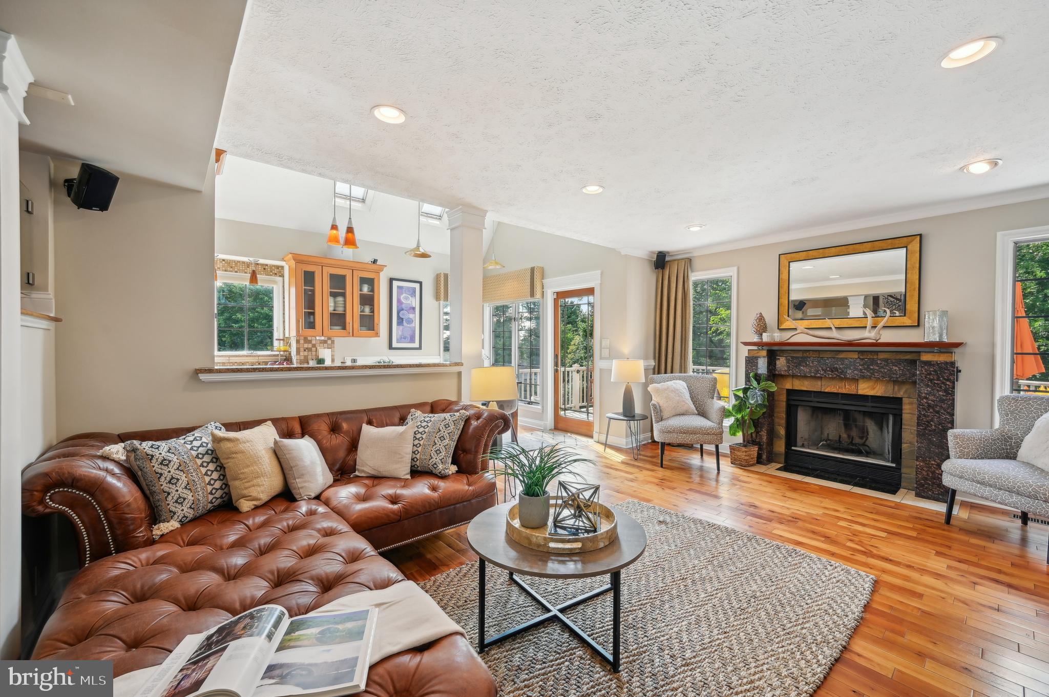 MANORS OF OAKWOOD - Residential