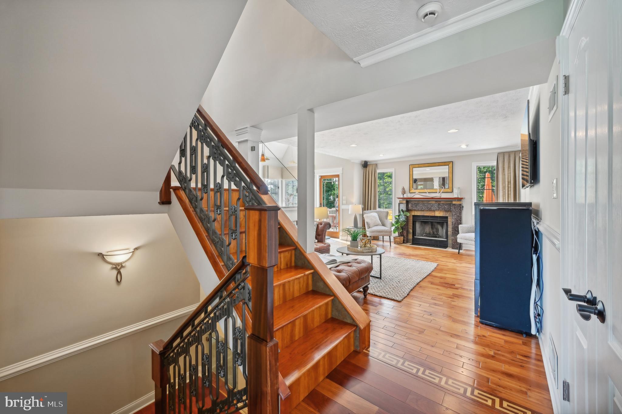 MANORS OF OAKWOOD - Residential