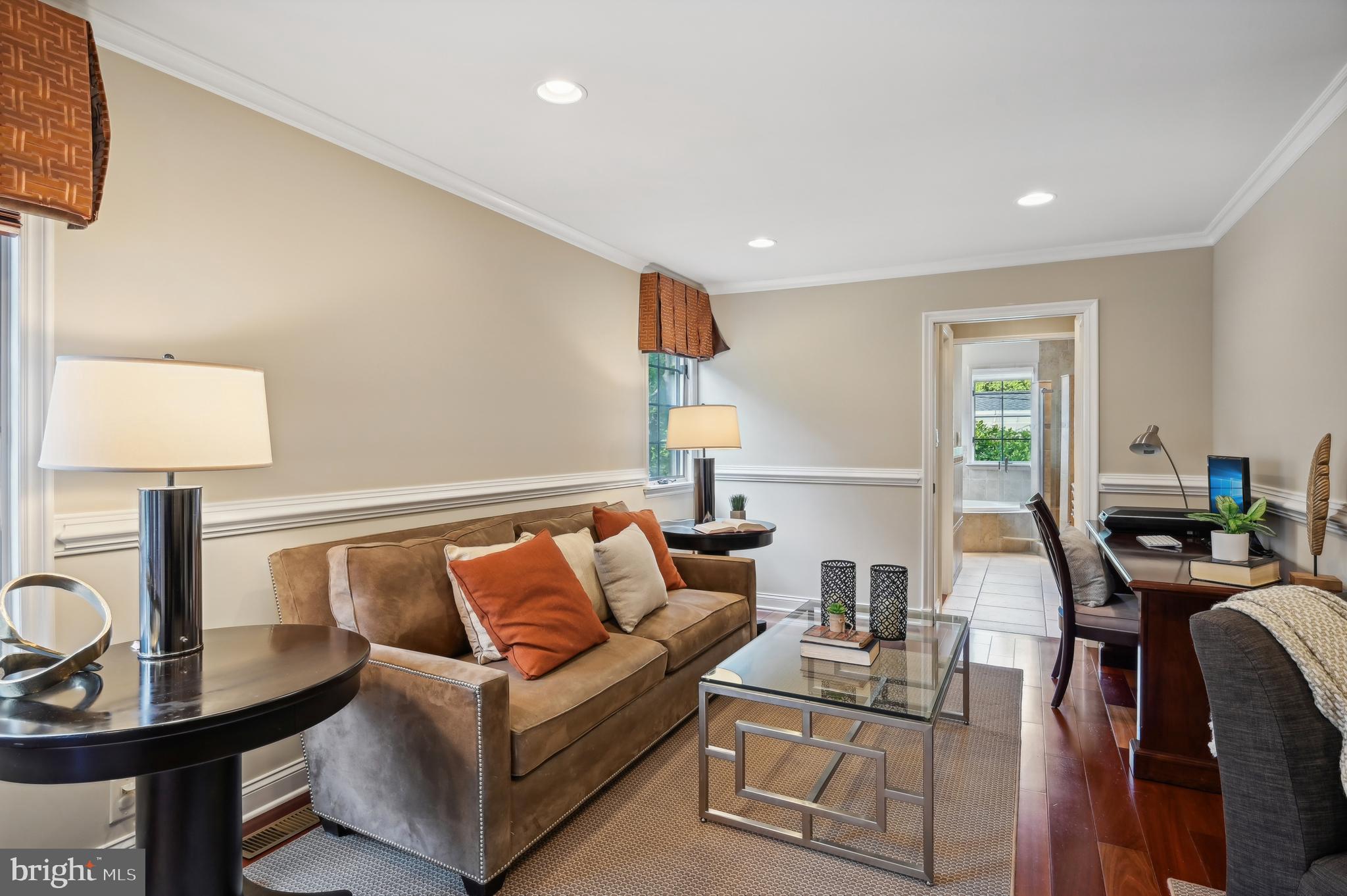 MANORS OF OAKWOOD - Residential