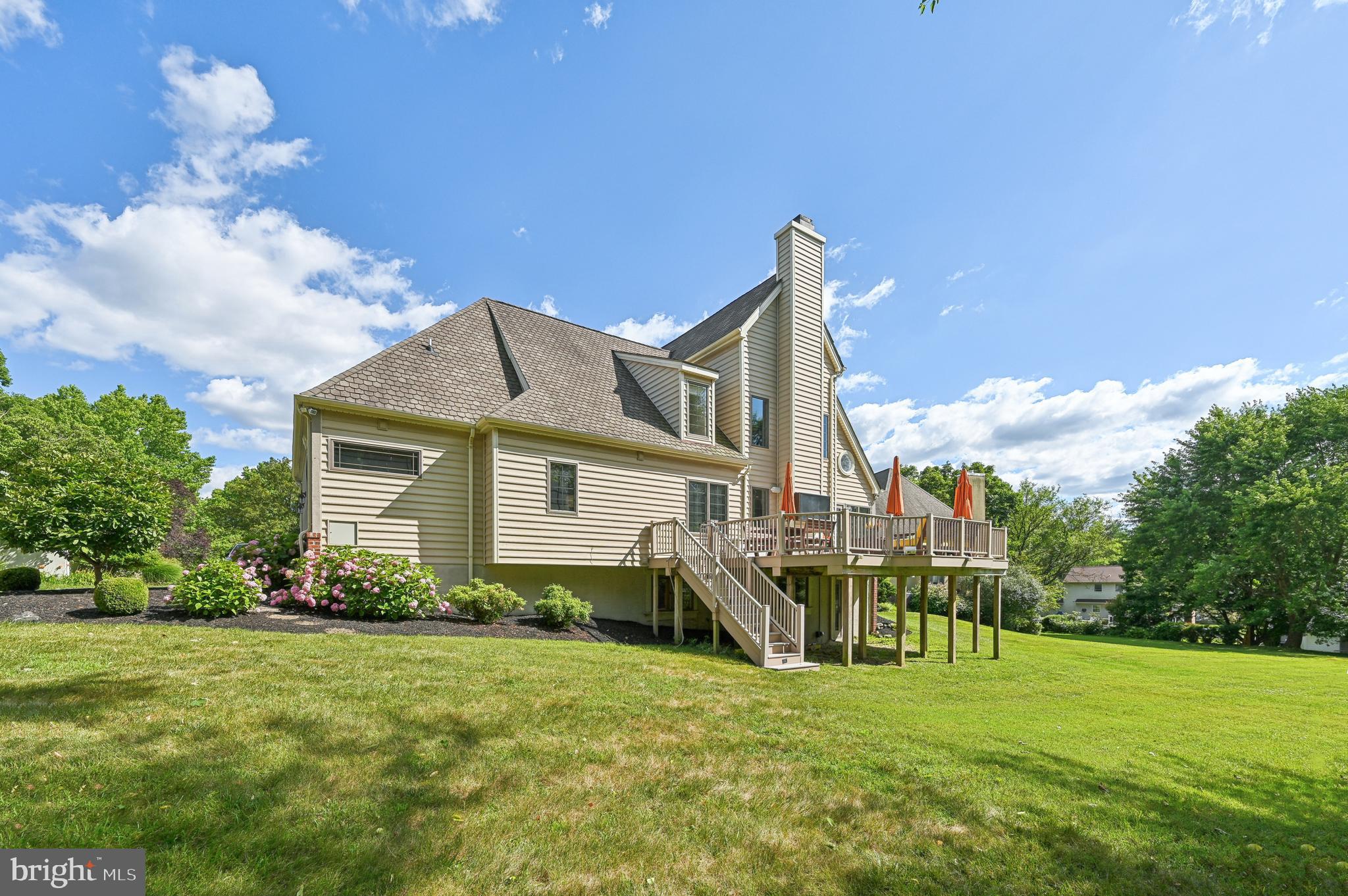 MANORS OF OAKWOOD - Residential