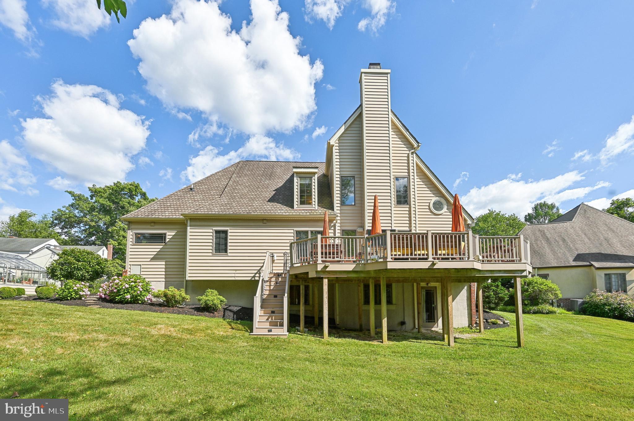 MANORS OF OAKWOOD - Residential